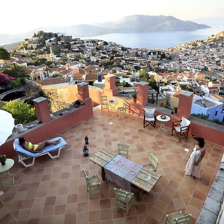 Vila Astradeni Symi Exteriér fotografie