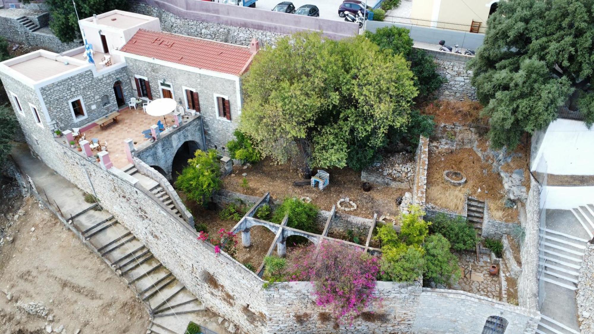 Vila Astradeni Symi Exteriér fotografie